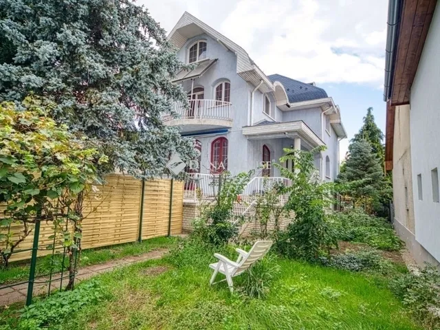 Eladó lakás Budapest XVIII. kerület 336 nm