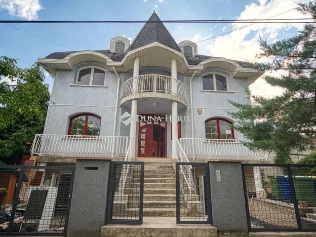 Eladó lakás Budapest XVIII. kerület 336 nm