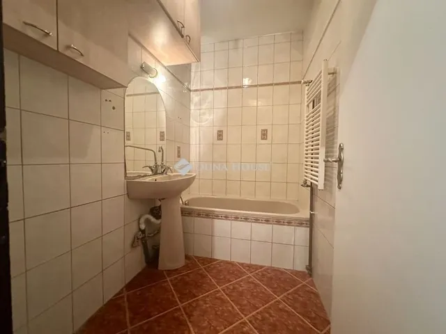 Eladó lakás Budapest XX. kerület 65 nm