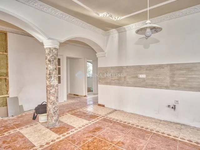 Eladó ház Budapest XVIII. kerület 386 nm