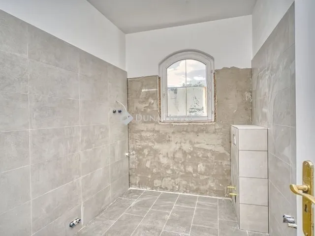 Eladó lakás Budapest XVIII. kerület 93 nm