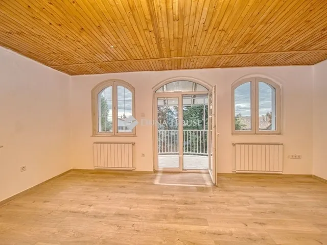 Eladó lakás Budapest XVIII. kerület 336 nm