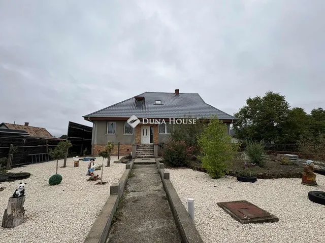 Eladó ház Dabas 308 nm