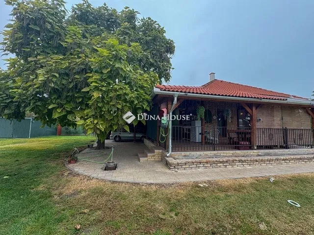 Eladó ház Hernád 99 nm