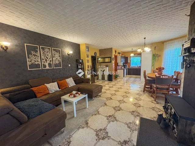 Eladó ház Hernád 99 nm