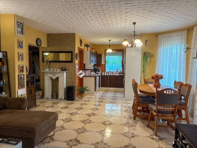 Eladó ház Hernád 99 nm