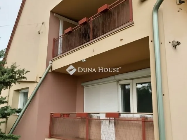 Eladó ház Üllő 161 nm