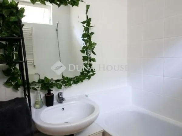 Eladó ház Kerepes 140 nm