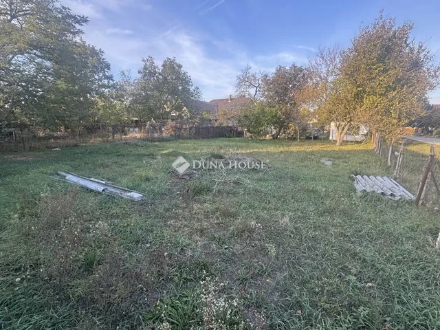 Eladó telek Monor 901 nm