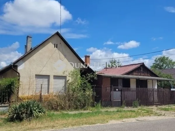 Eladó ház Vecsés 75 nm