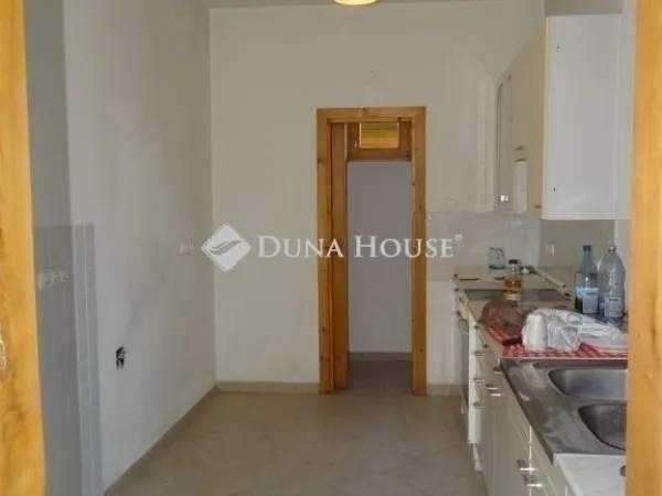 Eladó ház Budapest XVIII. kerület 265 nm