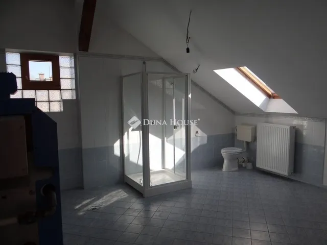 Eladó ház Budapest XVIII. kerület 265 nm