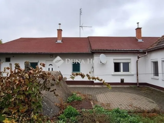 Eladó ház Gödöllő 142 nm