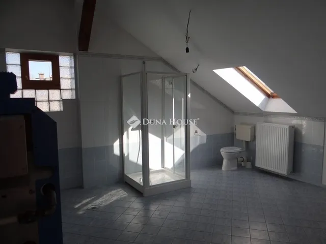 Eladó ház Budapest XVIII. kerület 265 nm