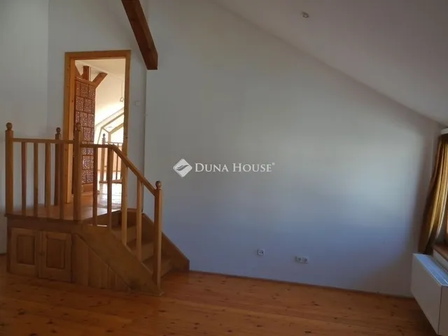 Eladó ház Budapest XVIII. kerület 265 nm
