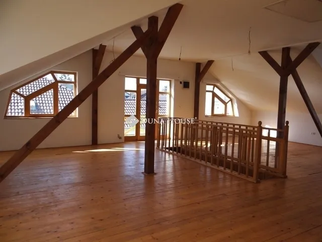 Eladó ház Budapest XVIII. kerület 265 nm