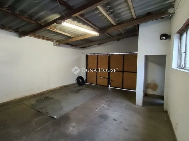 Eladó ház Üllő 161 nm