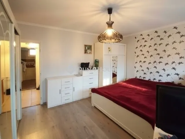 Eladó ház Üllő 161 nm