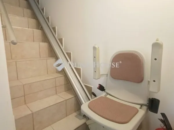 Eladó ház Budapest X. kerület, Óhegy 198 nm