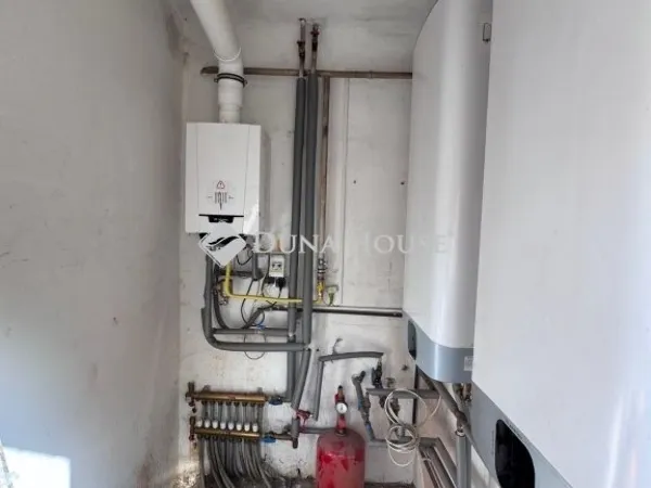 Eladó ház Budapest XVII. kerület, Rákoshegy 155 nm