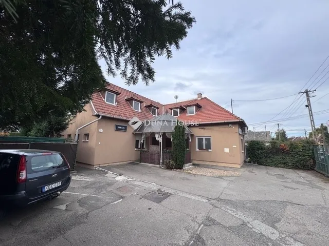 Eladó ház Budapest XVII. kerület, Rákoshegy 155 nm