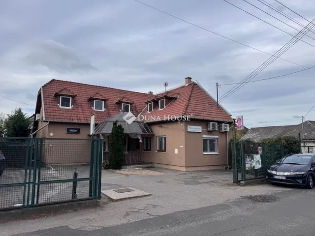 Eladó ház Budapest XVII. kerület, Rákoshegy 155 nm