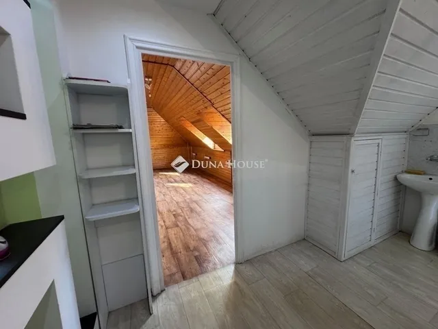 Eladó ház Budapest XVII. kerület, Rákoshegy 155 nm