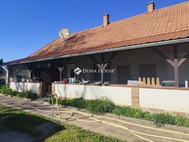 Eladó ház Ócsa 150 nm