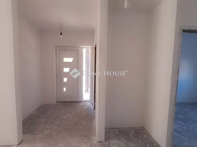 Eladó ház Hernád 79 nm