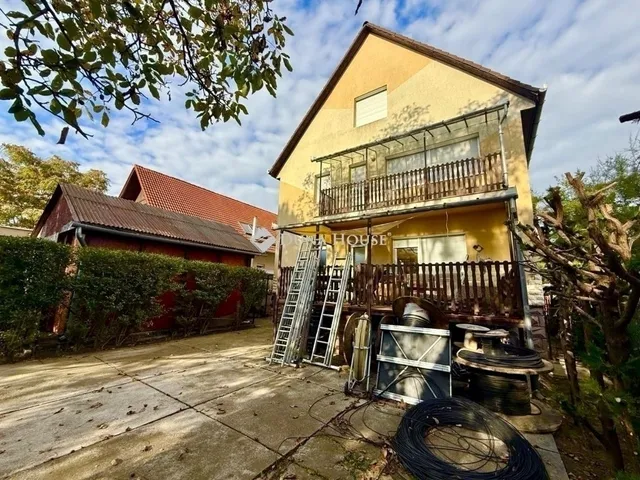 Eladó ház Gyál 240 nm