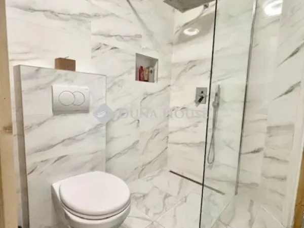 Eladó lakás Üllő 97 nm