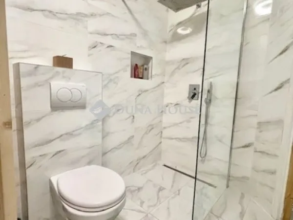 Eladó lakás Üllő 97 nm