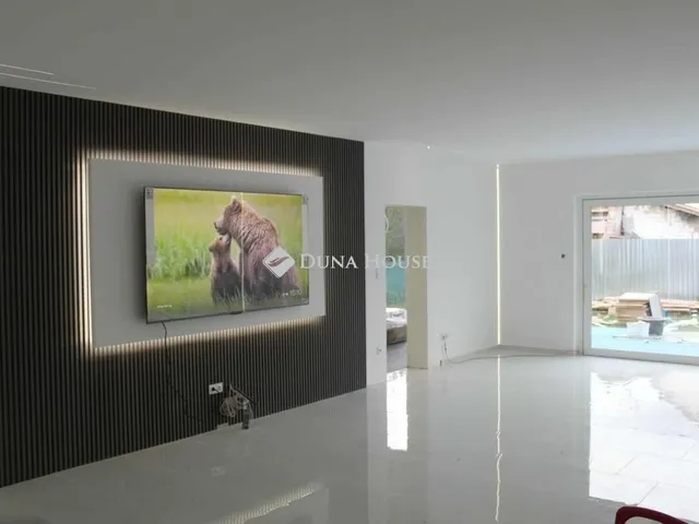 Eladó ház Budakalász 171 nm