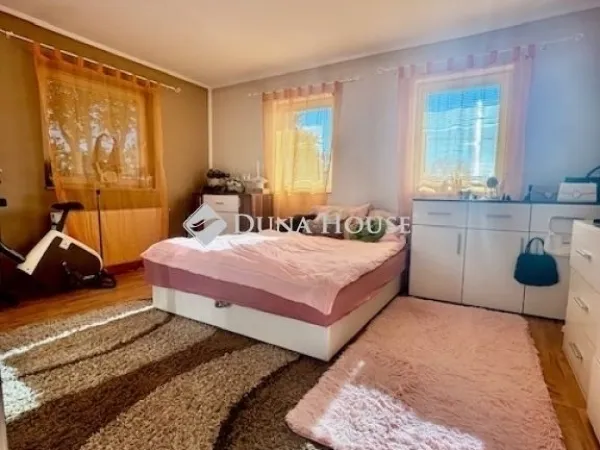 Eladó lakás Üllő 97 nm