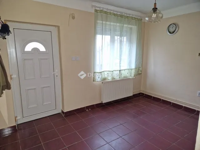 Eladó ház Monor 100 nm