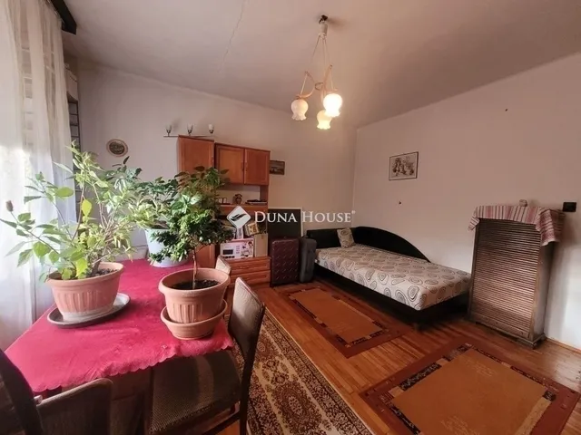 Eladó ház Budapest XVIII. kerület 143 nm