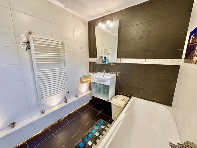 Eladó ház Üllő 89 nm