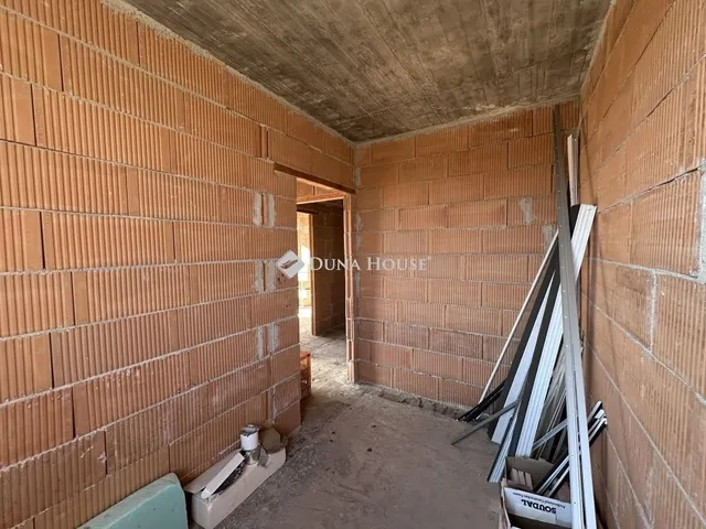 Eladó ház Budapest XVIII. kerület 420 nm