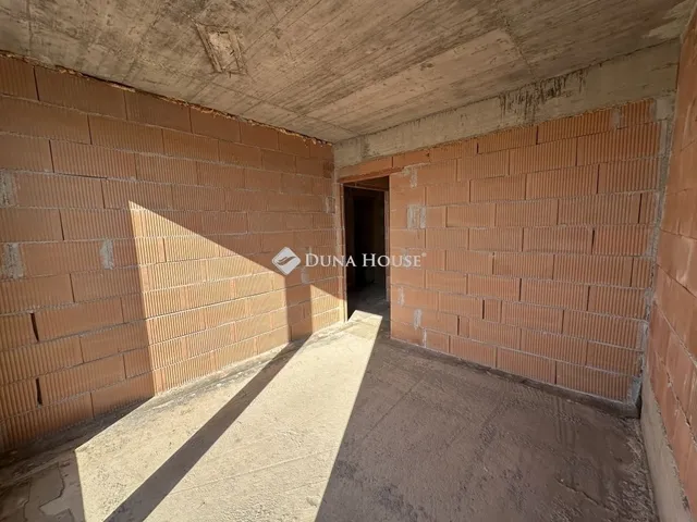 Eladó ház Budapest XVIII. kerület 420 nm