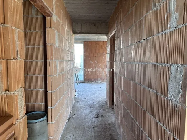 Eladó ház Budapest XVIII. kerület 420 nm