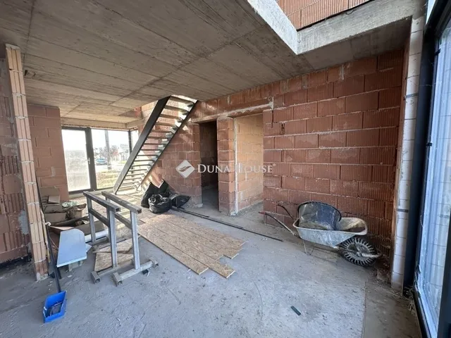 Eladó ház Budapest XVIII. kerület 420 nm