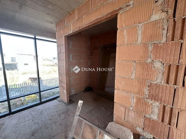 Eladó ház Budapest XVIII. kerület 420 nm