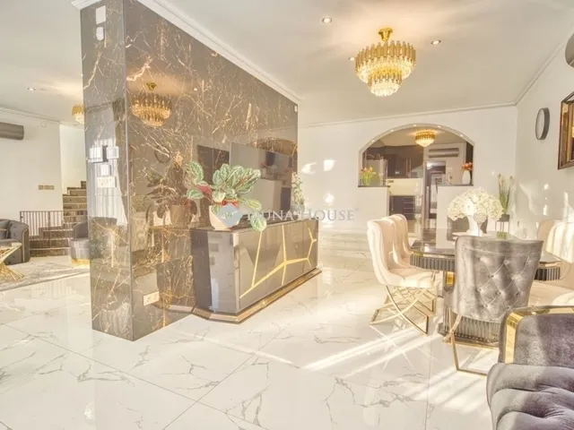 Eladó ház Gyál 260 nm