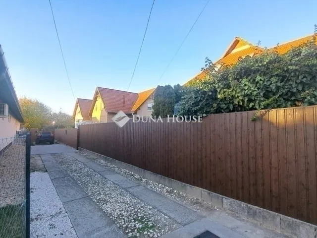 Eladó ház Üllő 122 nm