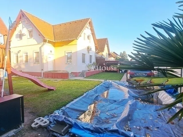 Eladó ház Üllő 122 nm