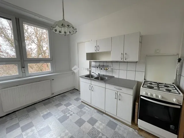 Eladó lakás Monor 63 nm