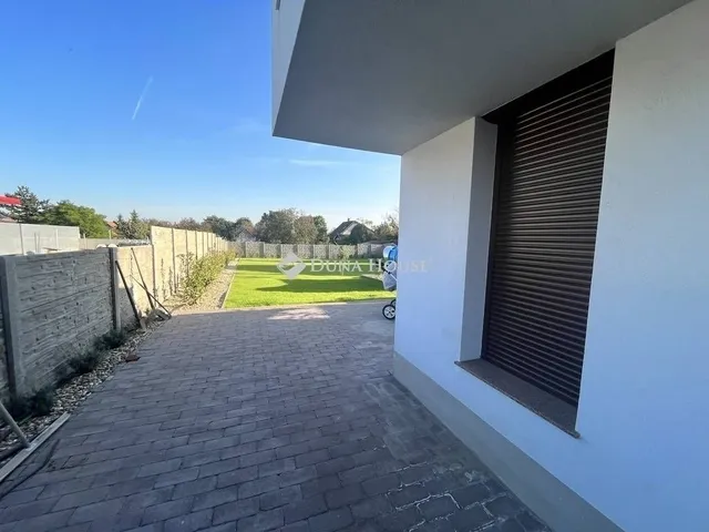 Eladó lakás Dabas 84 nm