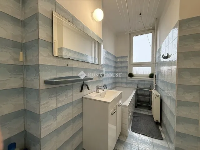 Eladó lakás Budapest X. kerület, Óhegy 56 nm