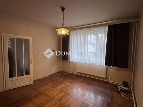 Eladó ház Ceglédbercel 174 nm