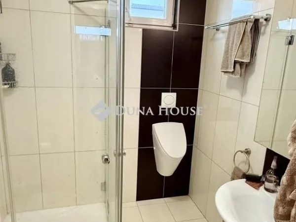 Eladó ház Budapest XVIII. kerület 182 nm